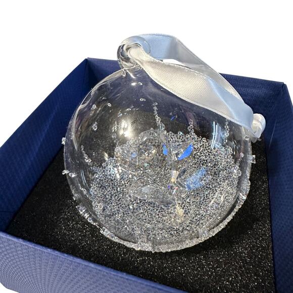 Swarovski Crystal 2015 Christmas Ball Ornament 513582 Angel Different Box - Picture 2 of 5
